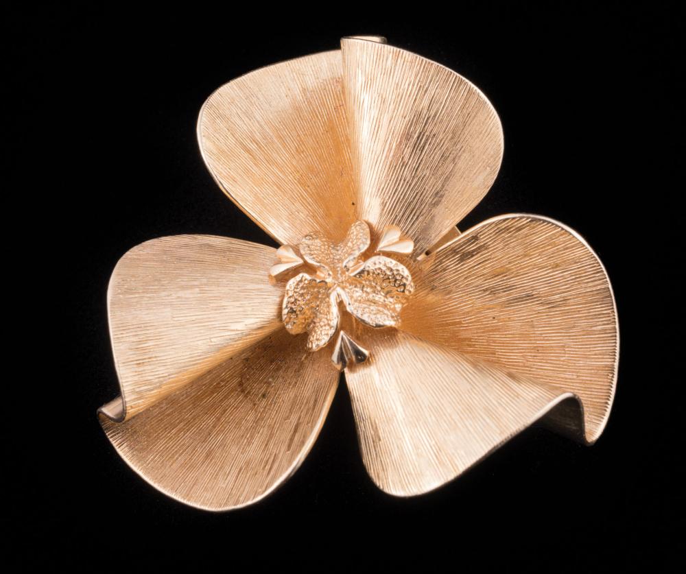 14 KT. YELLOW GOLD CLOVER CLIP/BROOCHAmerican