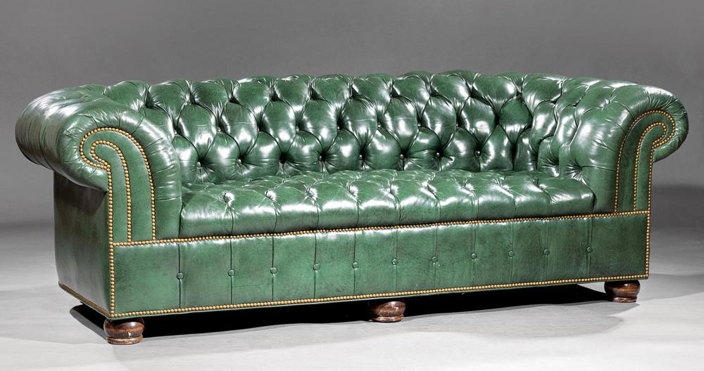VINTAGE GREEN LEATHER CHESTERFIELD 31a535