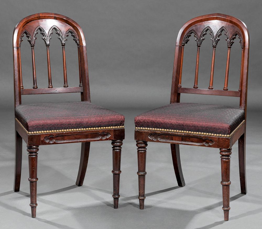 AMERICAN GOTHIC ROSEWOOD SIDE CHAIRSPair 31a54e