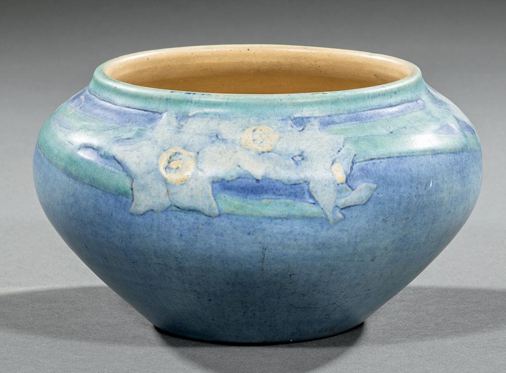 NEWCOMB COLLEGE ART POTTERY LOW 31a634