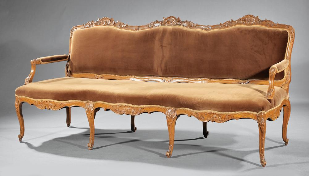 LOUIS XV CARVED WALNUT OR FRUITWOOD 31a648