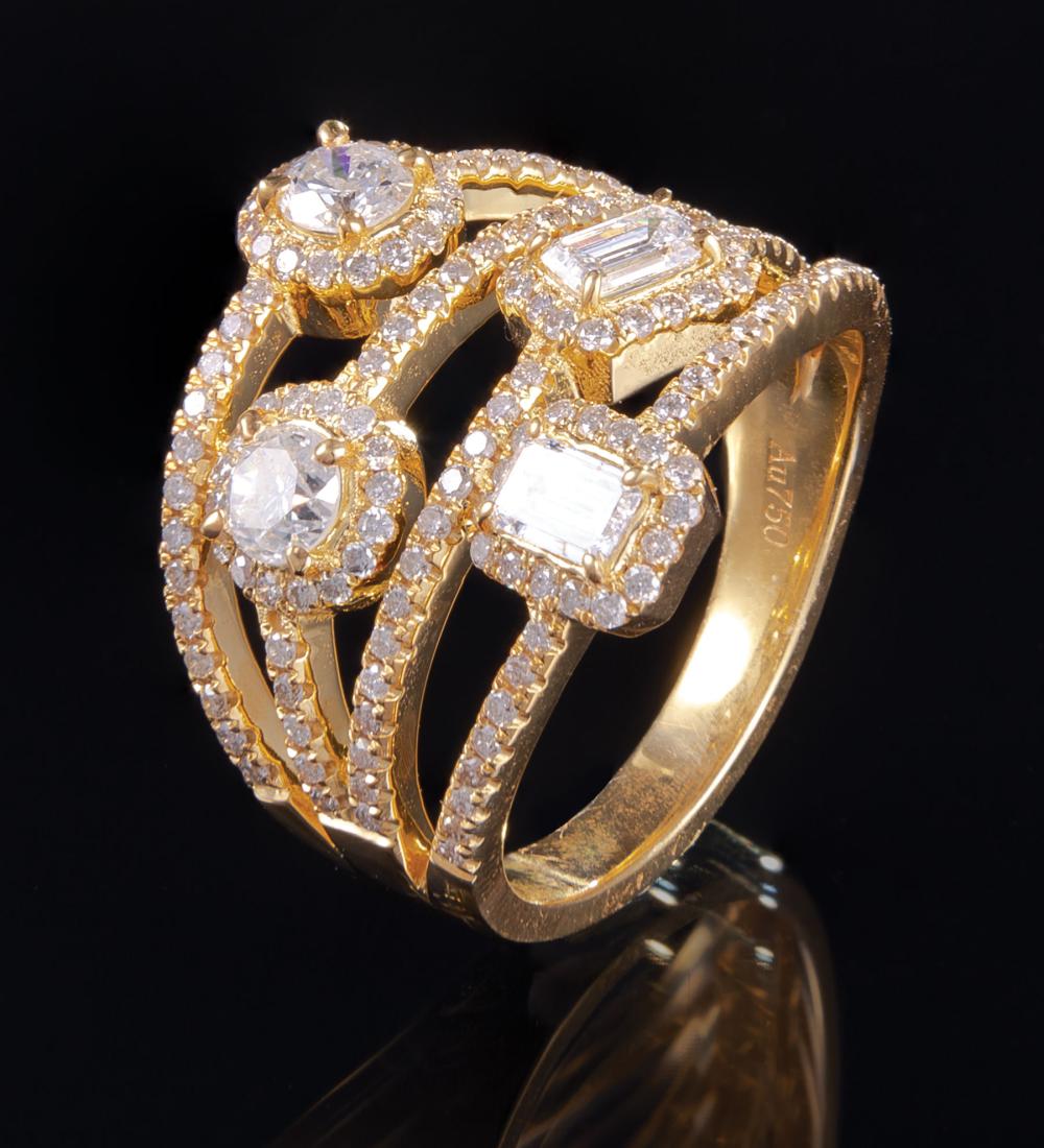 18 KT. YELLOW GOLD, DIAMOND QUADRUPLE