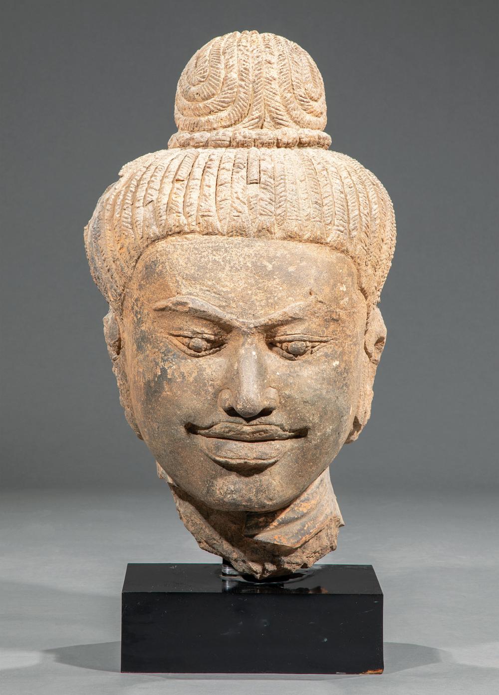SOUTH ASIAN TERRACOTTA HEAD OF