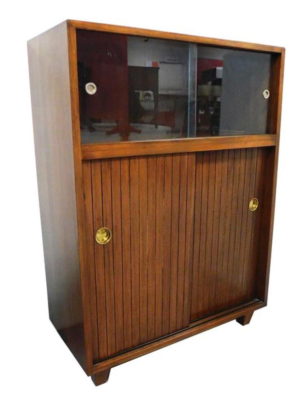 MID CENTURY CABINET WITH TWO GLASS 31ce95