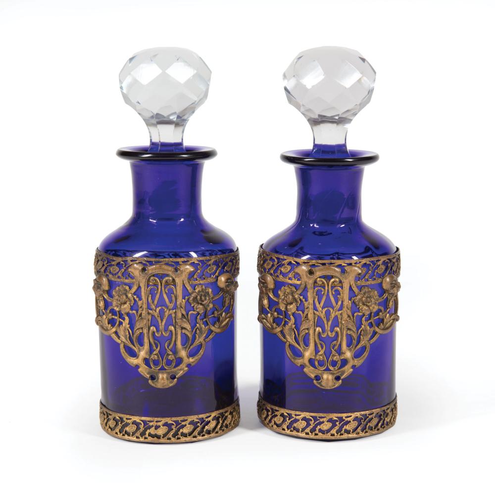 FRENCH BRONZE-MOUNTED GLASS PERFUME