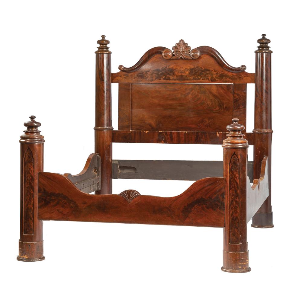 AMERICAN CARVED MAHOGANY FOUR POST BEDSTEADAmerican