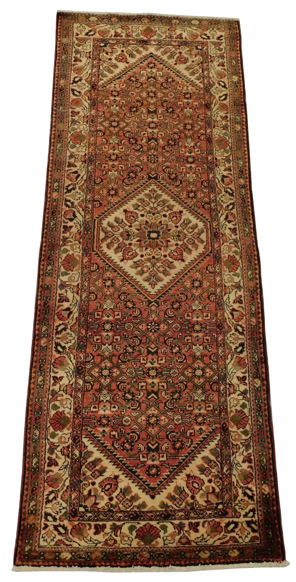 RUG: PERSIAN HAMADAN, 9' 10" X