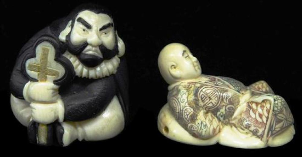 ASIAN TWO NETSUKE JAPANESE 19TH 20TH 31d3d5