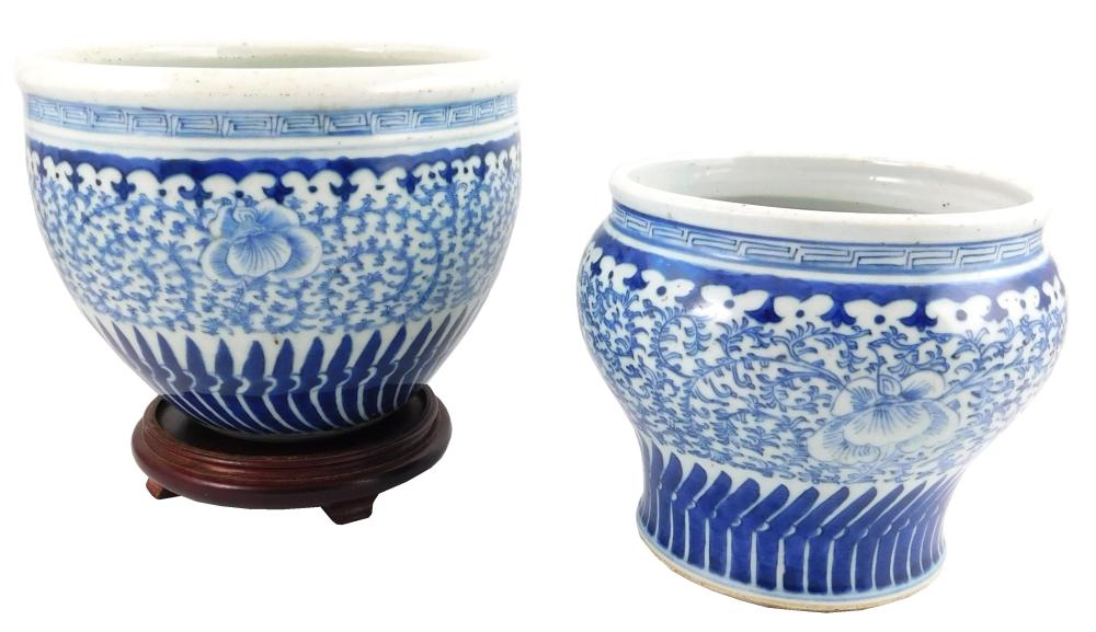 ASIAN TWO CHINESE BLUE AND WHITE 31d620