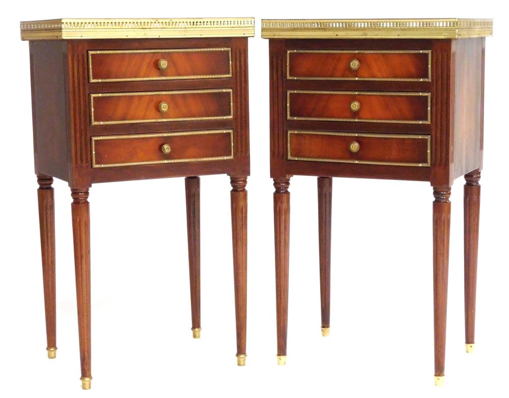 PAIR OF LOUIS XVI STYLE MAHOGANY 31d6f1