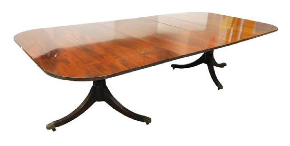 SHERATON STYLE DINING TABLE MAHOGANY  31db44