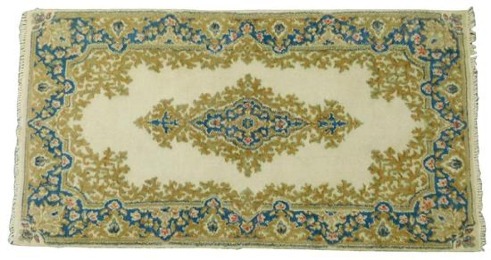 RUG: MODERN PERSIAN KERMIN SCATTER