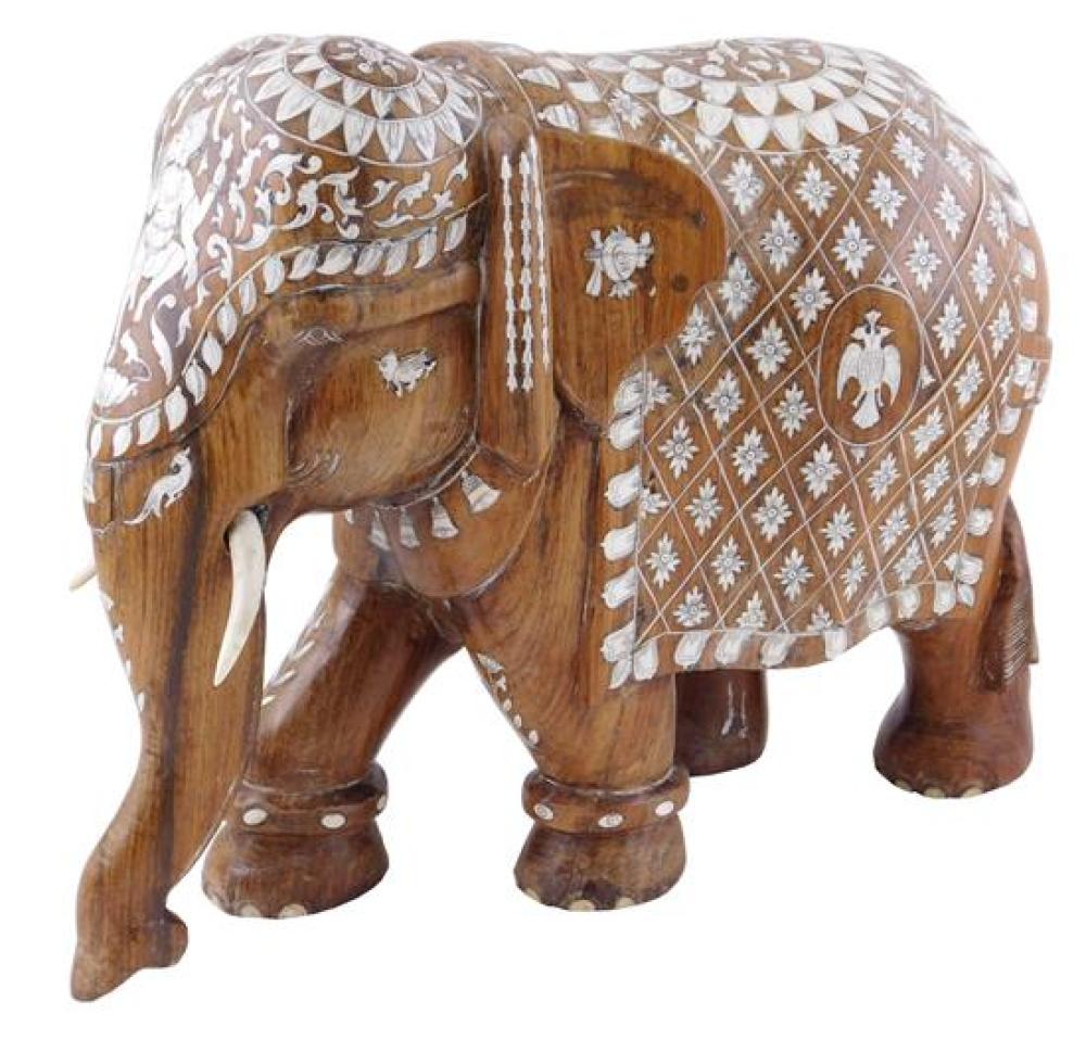 ASIAN INLAID ROSEWOOD ELEPHANT  31dbeb