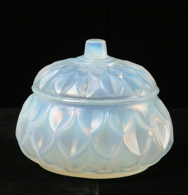 Sabino Petalia opalescent art glass
