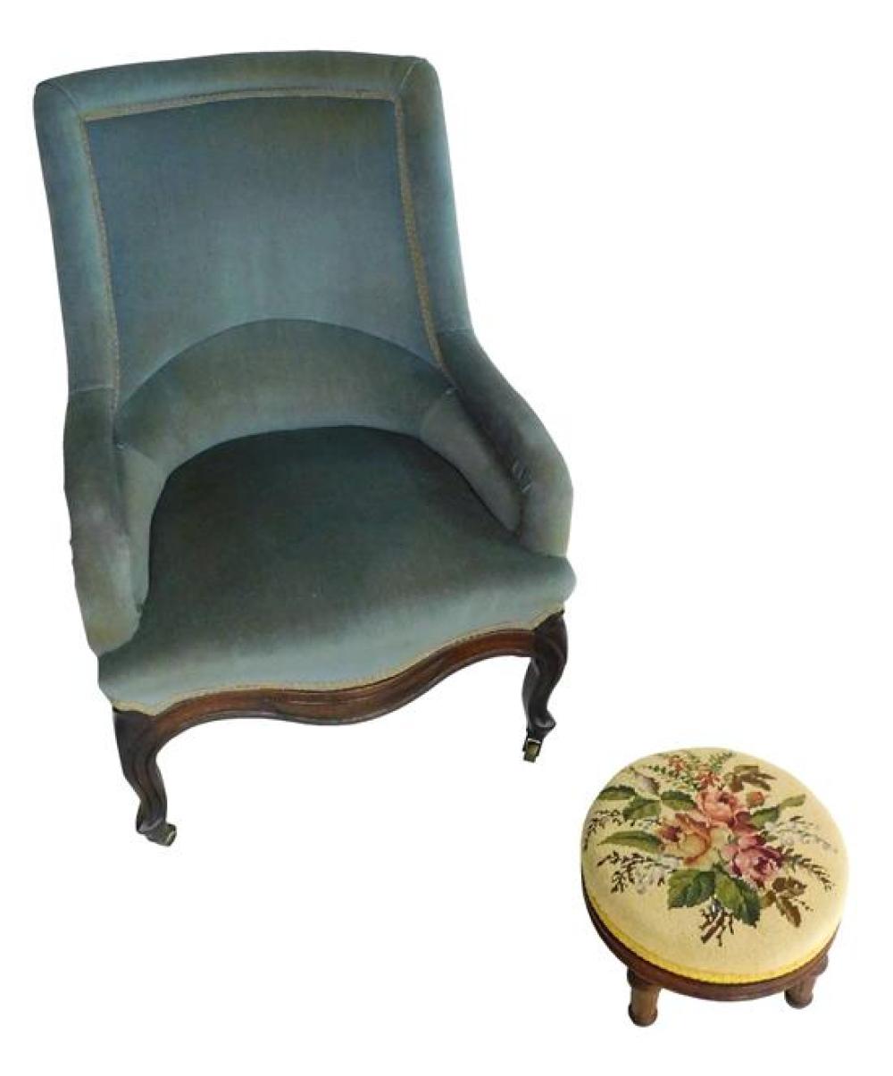 VICTORIAN SLIPPER CHAIR WITH LATER 31dc1b