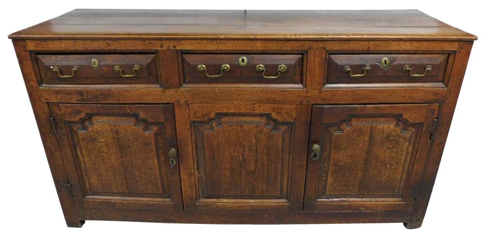 DERBYSHIRE OAK ENGLISH DRESSER  31dd20