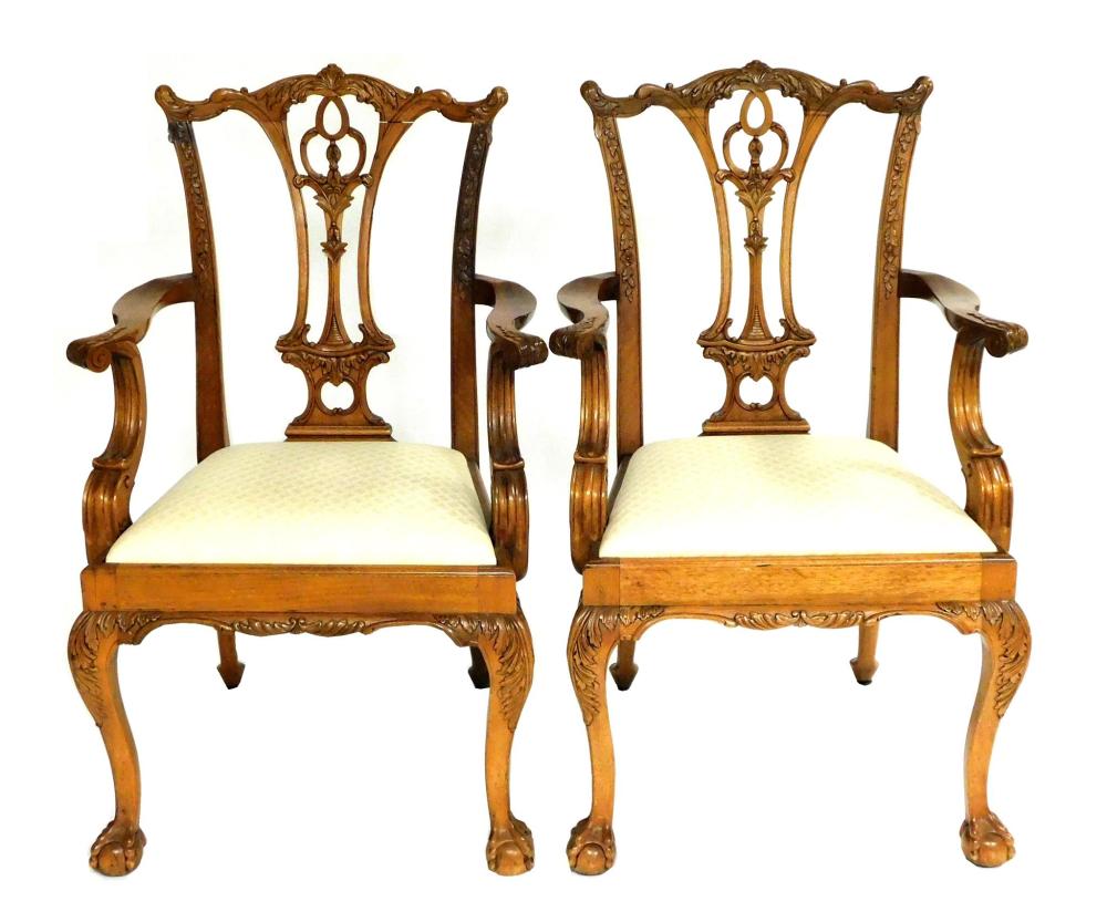 FINELY CARVED CHIPPENDALE STYLE