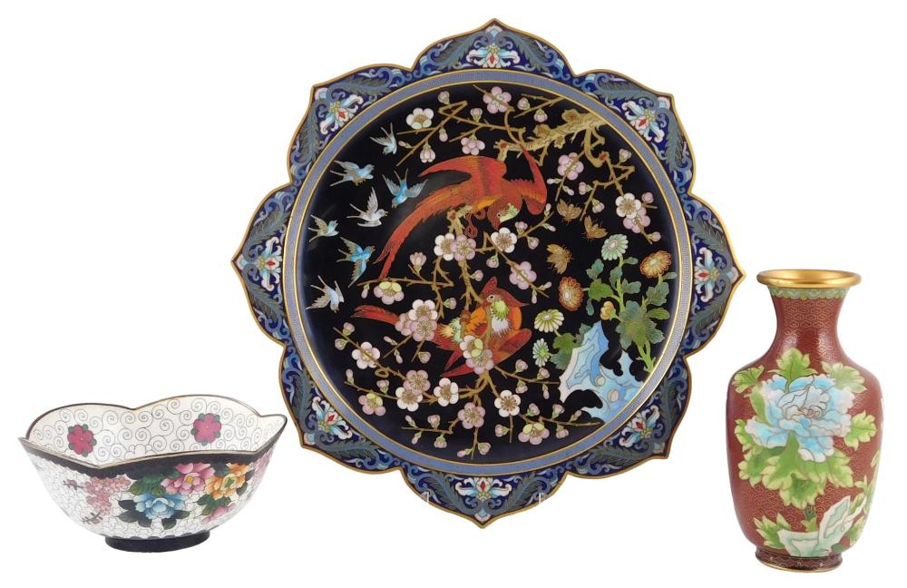 ASIAN THREE PIECES OF CLOISONNE  31e033