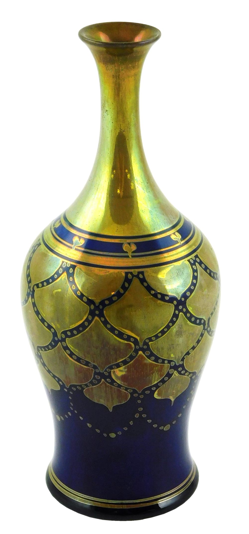 PILKINGTON BUD VASE BY GORDON FORSTYTH  31e05d