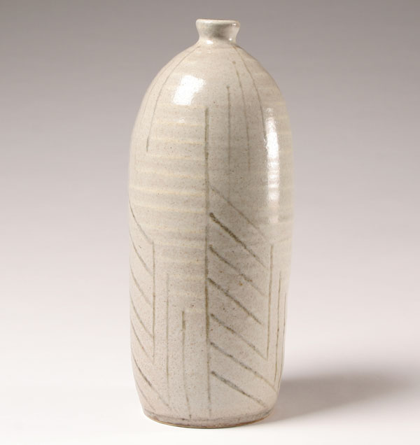 Toshiko Takaezu stoneware art pottery