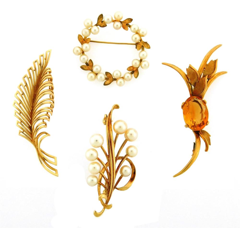 JEWELRY: FOUR GOLD BROOCHES, DETAILS