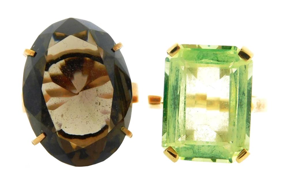 JEWELRY: TWO GOLD GEMSTONE RINGS: