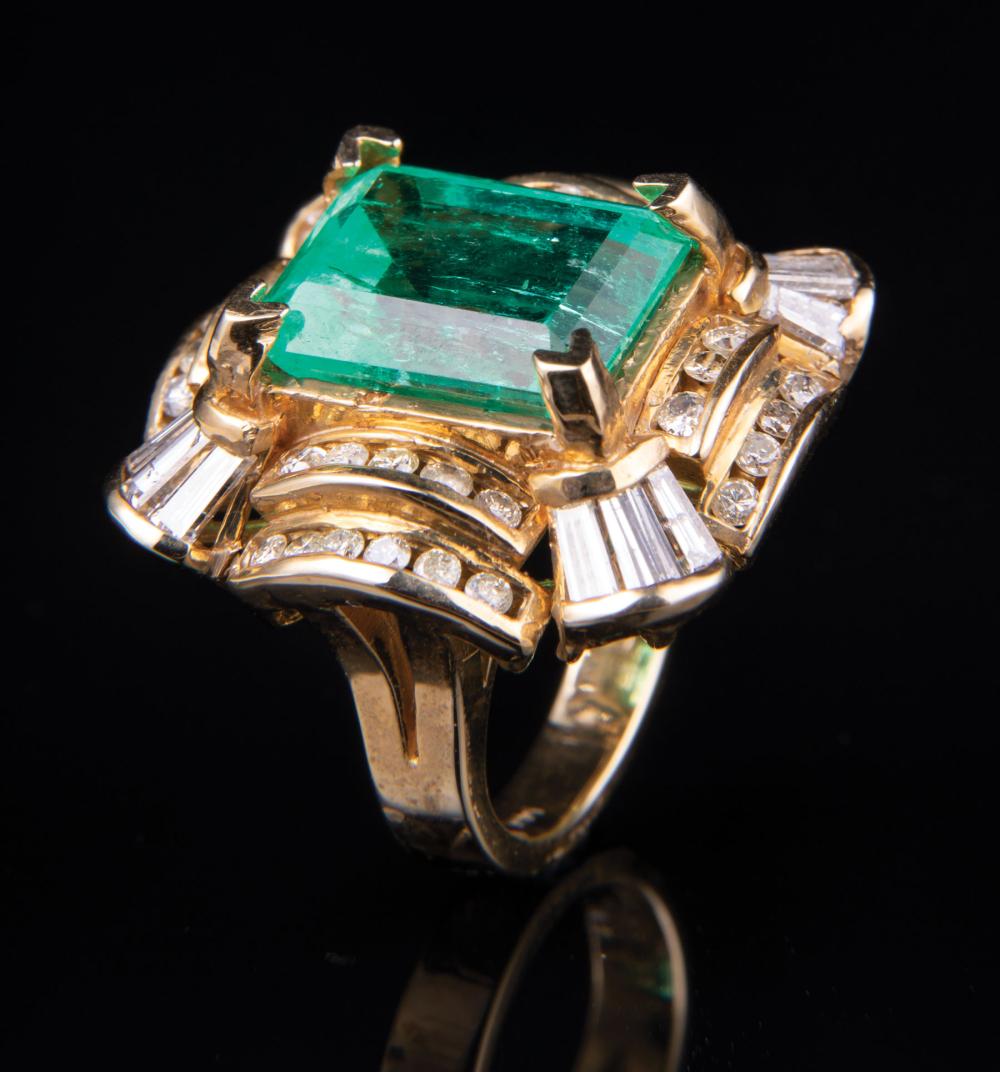 14 KT YELLOW GOLD EMERALD AND 31c087