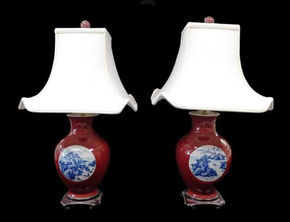 PAIR OF CHINESE STYLE TABLE LAMPS  31c173