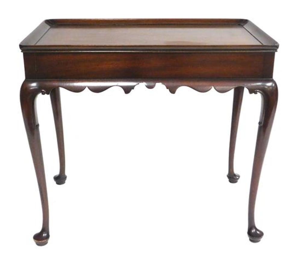 QUEEN ANNE REPRODUCTION TEA TABLE