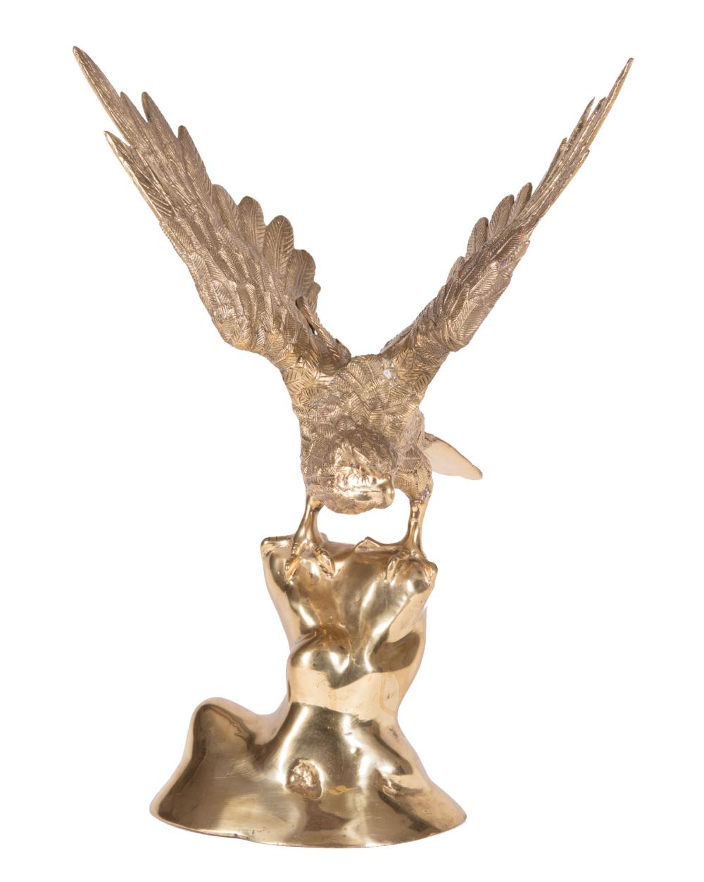 BRONZE FIGURE OF AN EAGLE PERCHED ON