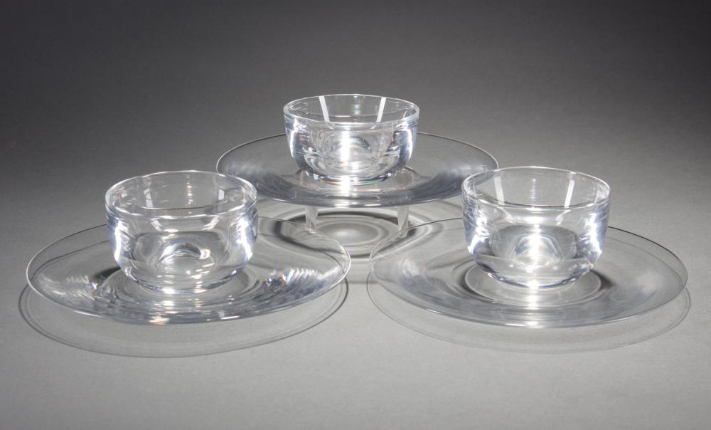 STEUBEN GLASS FINGER BOWLS & UNDERPLATES,