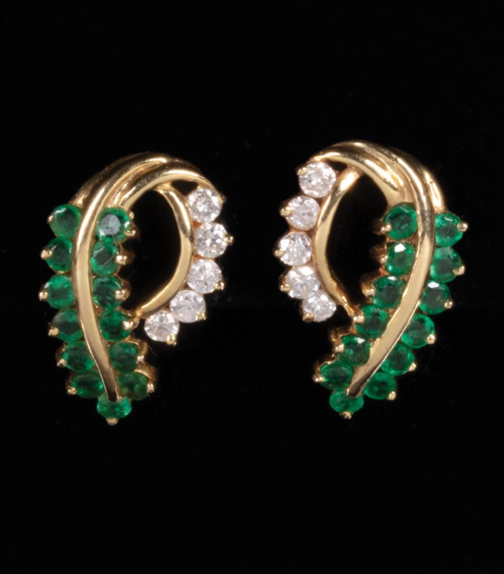 14 KT YELLOW GOLD EMERALD AND 31c5b5