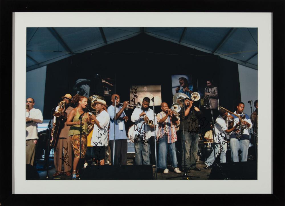 AUTOGRAPHED PHOTO OF NEW ORLEANS