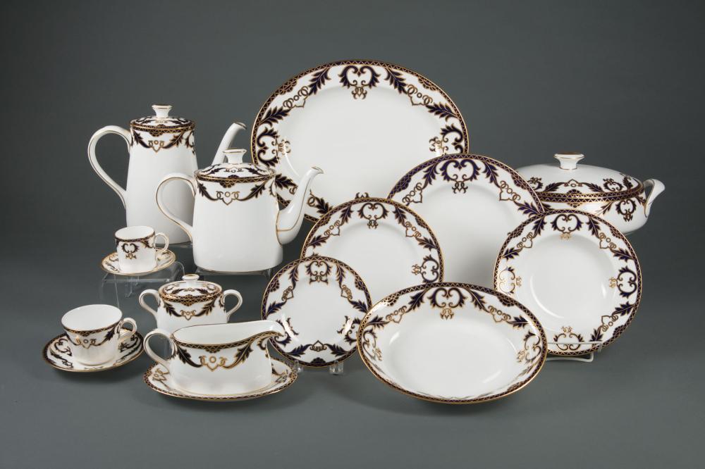 ROYAL CROWN DERBY GILT PORCELAIN DINNER