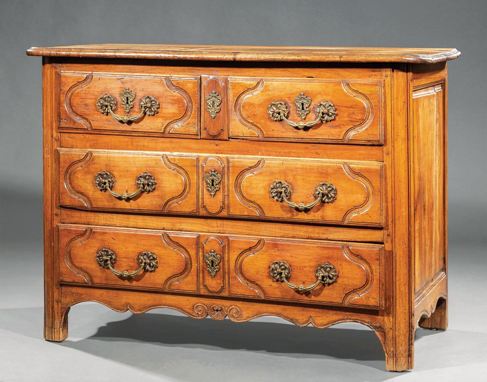 FRENCH PROVINCIAL CARVED FRUITWOOD 31c6cf