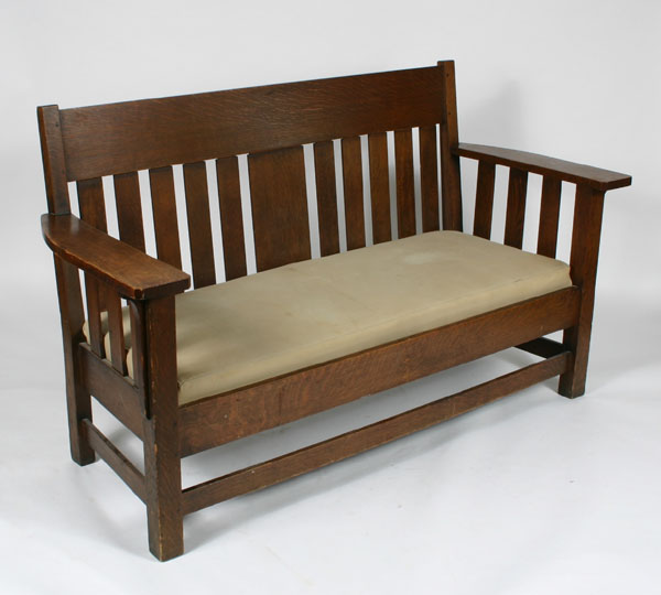 Mission oak settee; quarter sawn