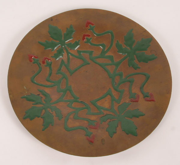 Bronze plate with enameled foliate 4fa7d