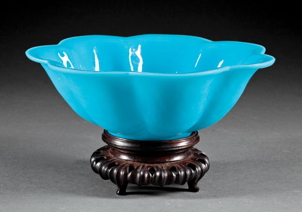 CHINESE OPAQUE TURQUOISE BLUE GLASS