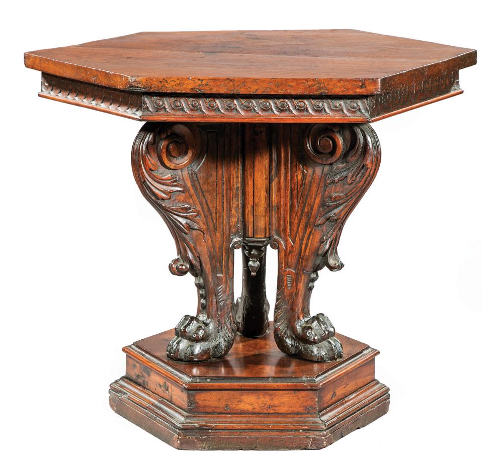 ITALIAN RENAISSANCE CARVED OAK TABLEItalian