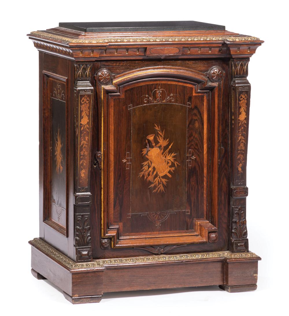 BRONZE-MOUNTED ROSEWOOD AND MARQUETRY