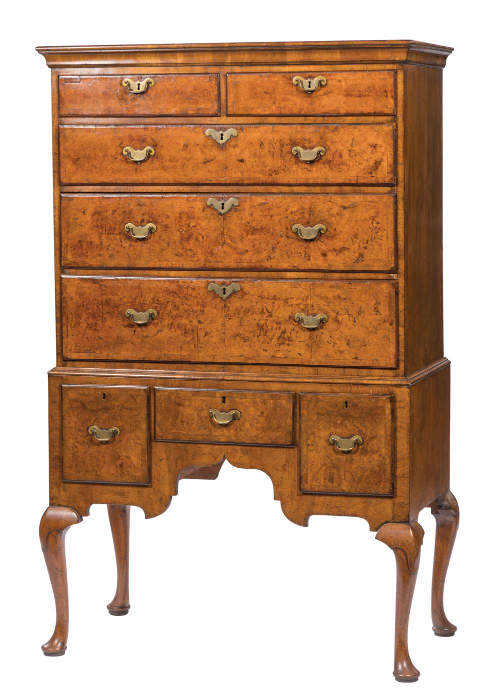 GEORGIAN BURL WALNUT CHEST ON STANDGeorgian 31ca77