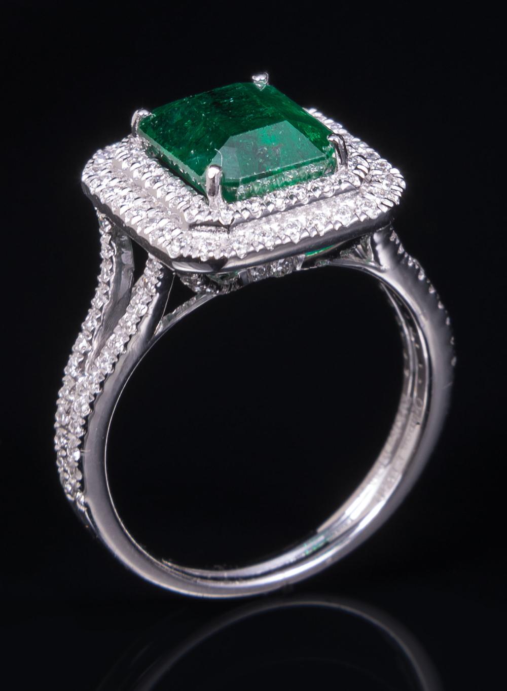 PLATINUM, EMERALD AND DIAMOND RINGPlatinum,