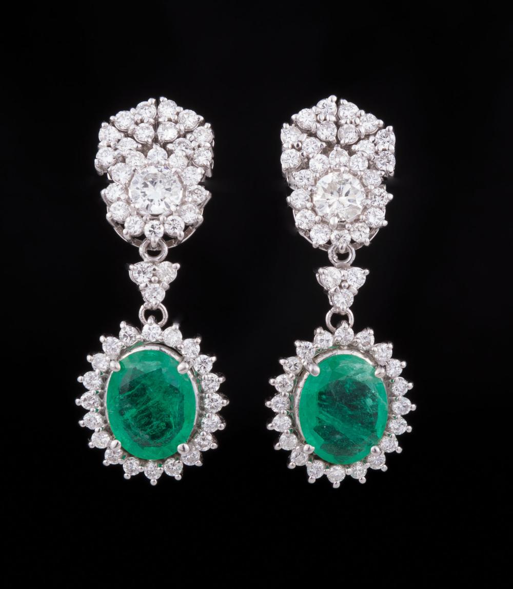 18 KT WHITE GOLD EMERALD AND 31cb01