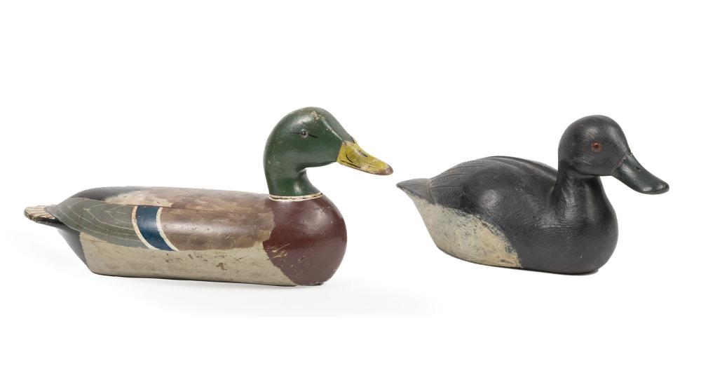 TWO CARVED WOOD DUCK DECOYSTwo Carved