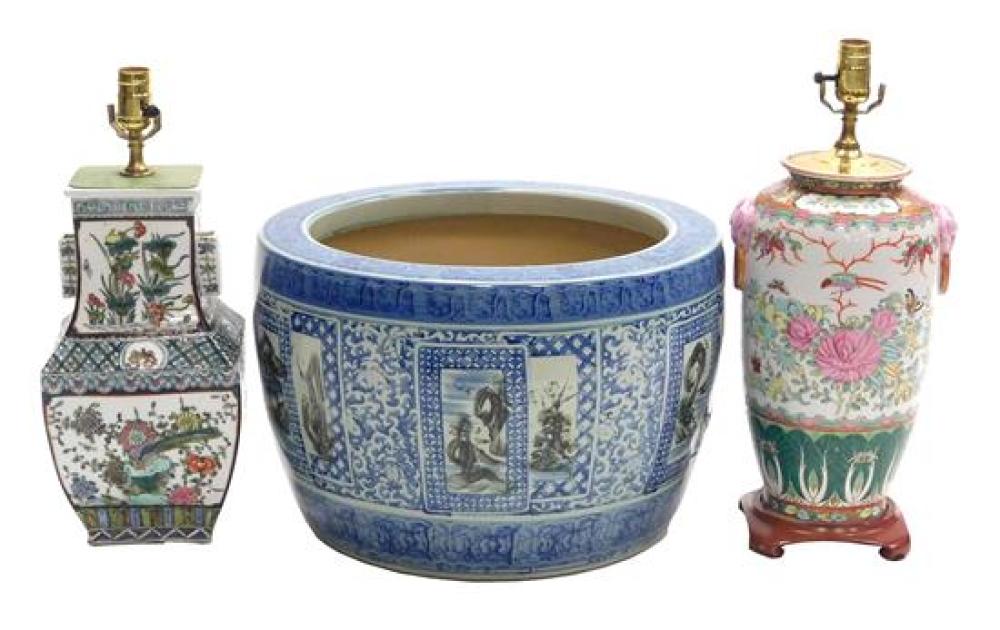 ASIAN: THREE CHINESE PORCELAIN