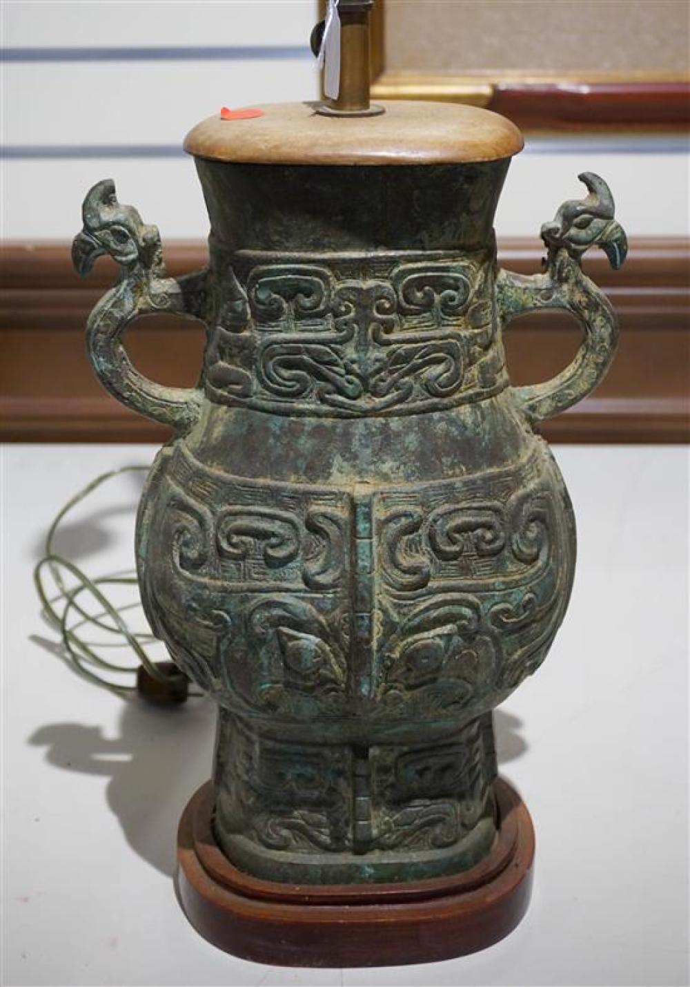 CHINESE ARCHAIC STYLE PATINATED 31f522