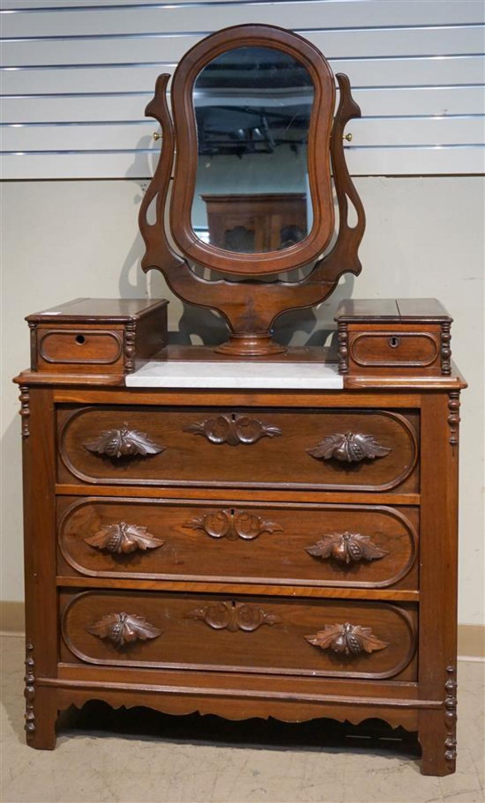 VICTORIAN RENAISSANCE STYLE WALNUT