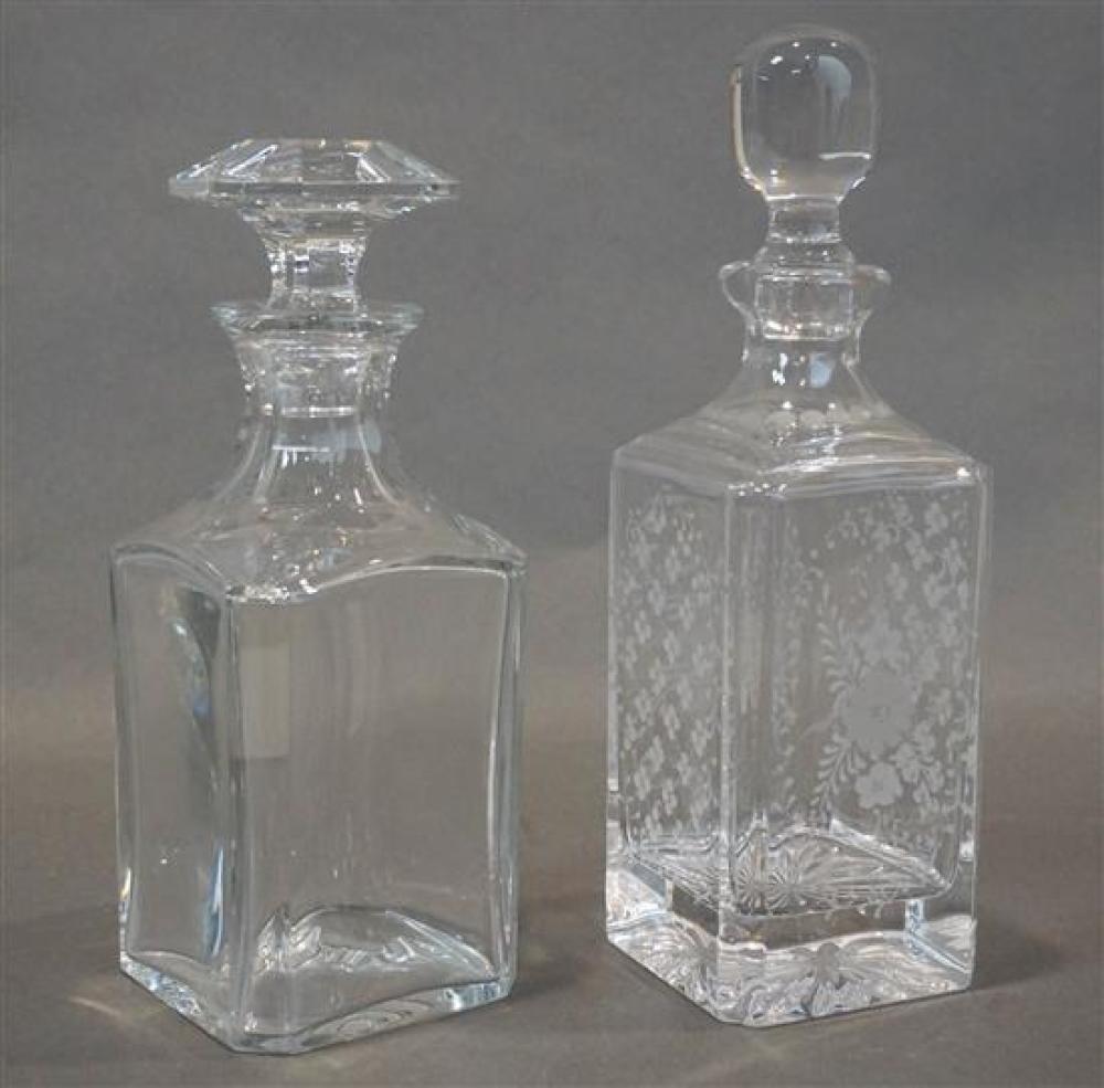 BACCARAT CRYSTAL SQUARE DECANTER