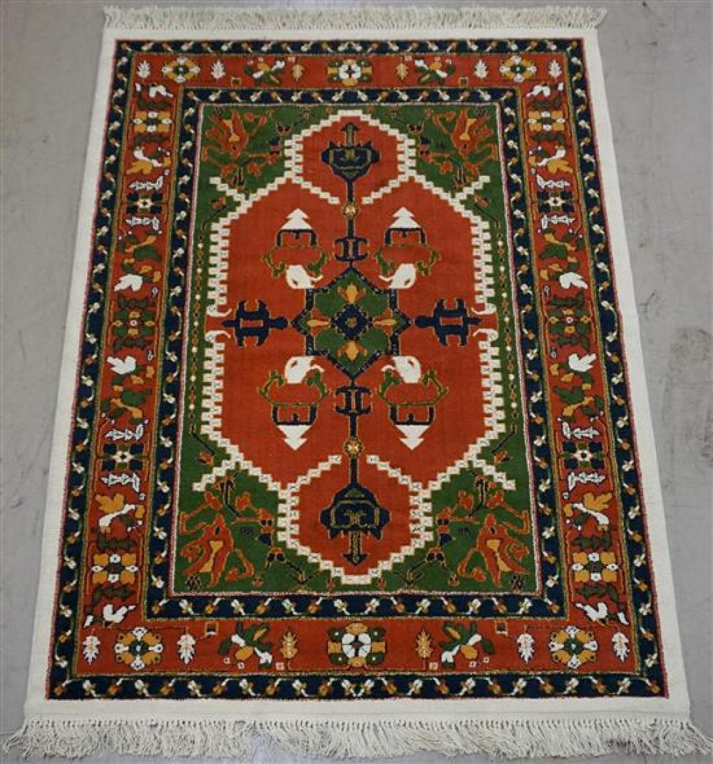 HERIZ PATTERN MACHINE MADE RUG  31f86b