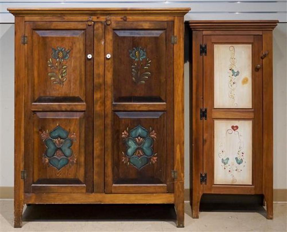 TWO EARLY AMERICAN STYLE DECORATED 31f870